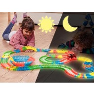 Pista Flexibila cu Masinuta Cadoul Copilului